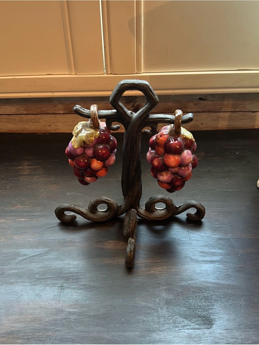 Grape Cluster Ceramic Salt & Pepper Shakers  Decorative Metal Stand - Purple/Red
